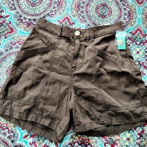 NWT Maurice's Brown 5 in. Inseam Length Shorts Size Small
